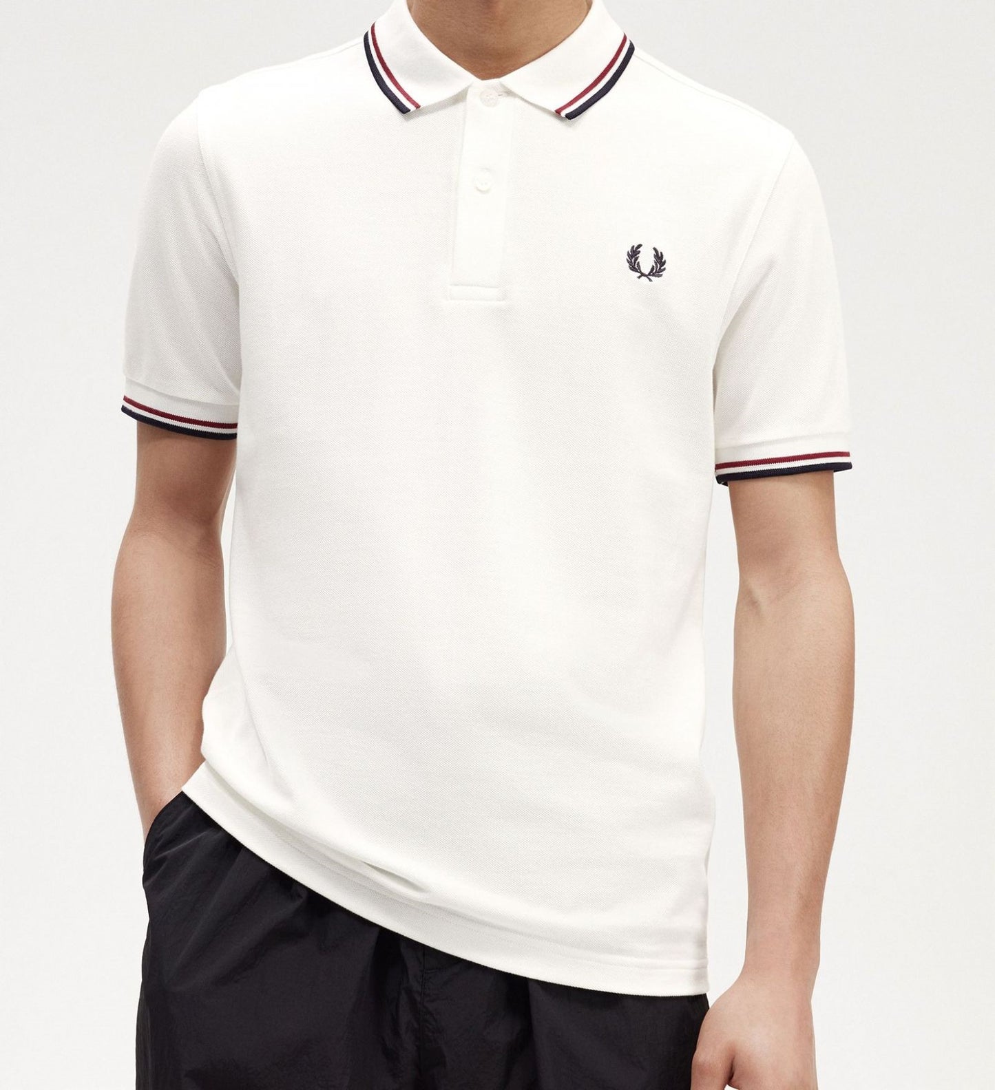 Polo brodé Fred Perry blanc col rayé