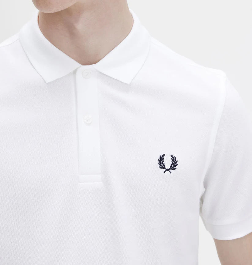 Polo manches courtes brodé coton piqué Fred Perry blanc