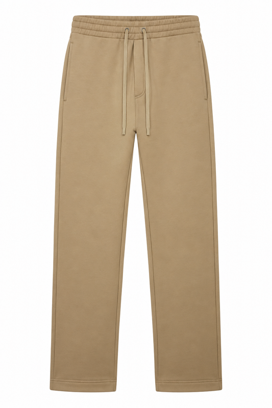 Pantalon jogging Iconic Straight Sweet Pants White Pepper beige, coupe droite, vue de face sur fond blanc.