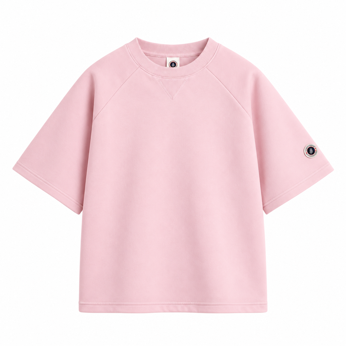 Sweat Crew Sweet Pants Primrose rose pastel, manches courtes, col rond et patch logo tricolore, vue de face sur fond blanc